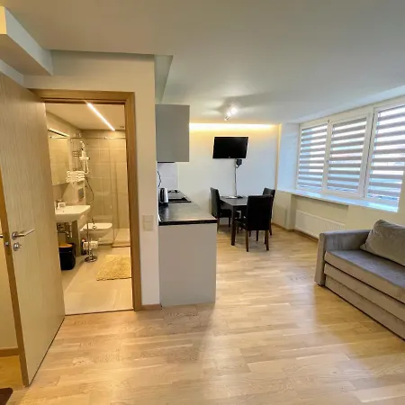 Central Apartment Apartament *